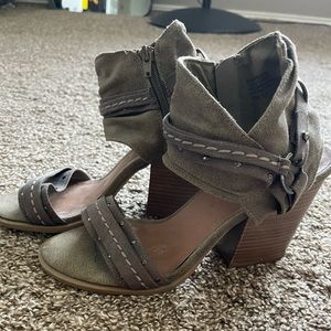 Green olive block heels